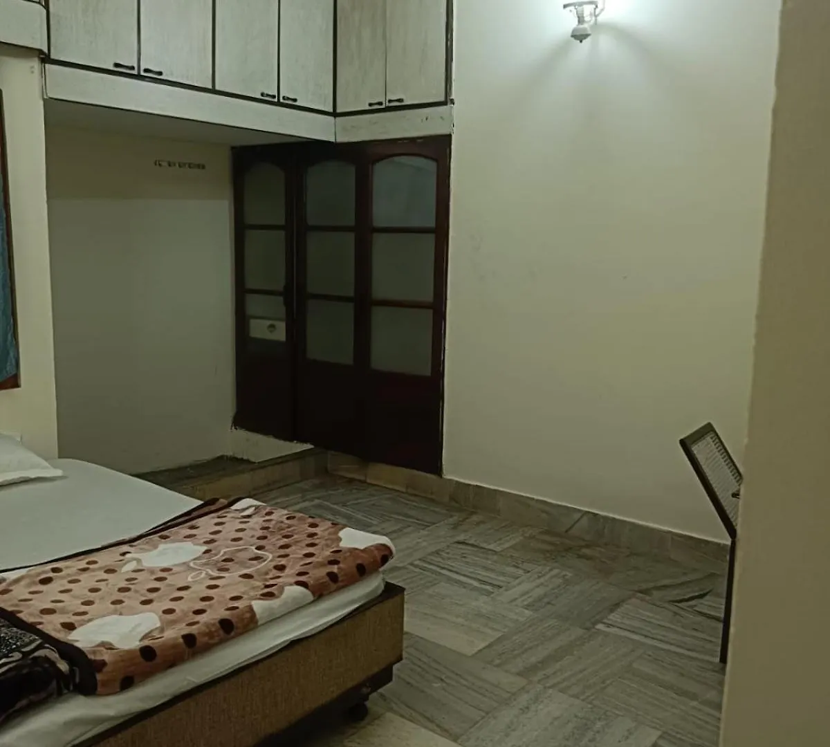 Madhavjee Homestay Varanasi